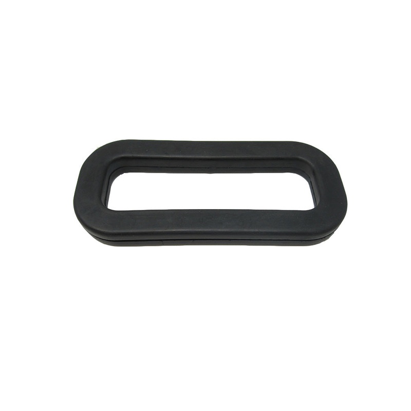 FENDER GROMMET Fits John Deere Fits JD 7440 COTTON 7445 7450 7460 7700 FORAGE