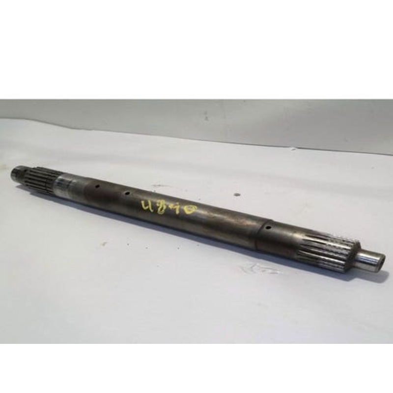 Used Clutch Shaft - Low Range fits John Deere 4640 4840 R63483